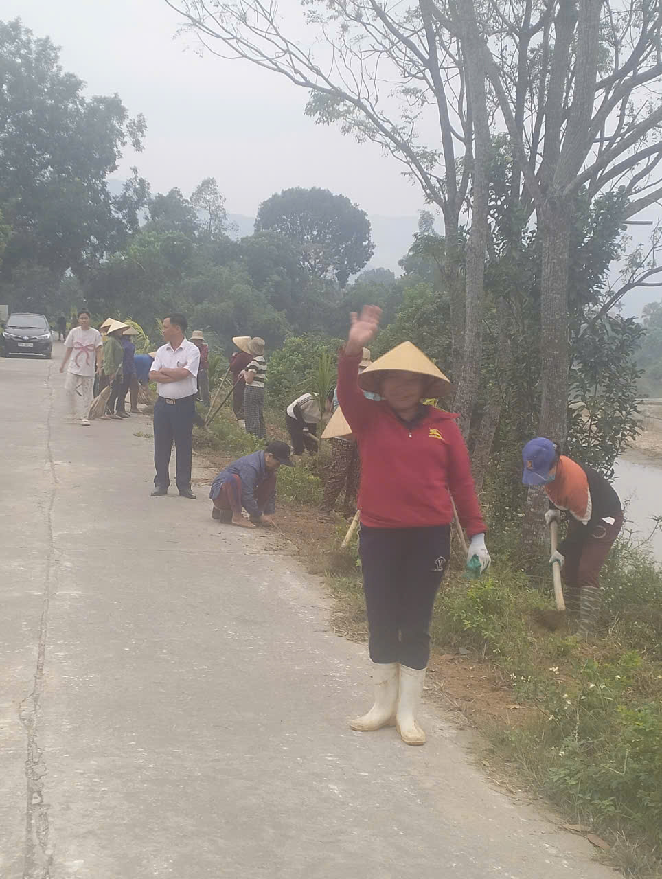 Anh-tin-bai